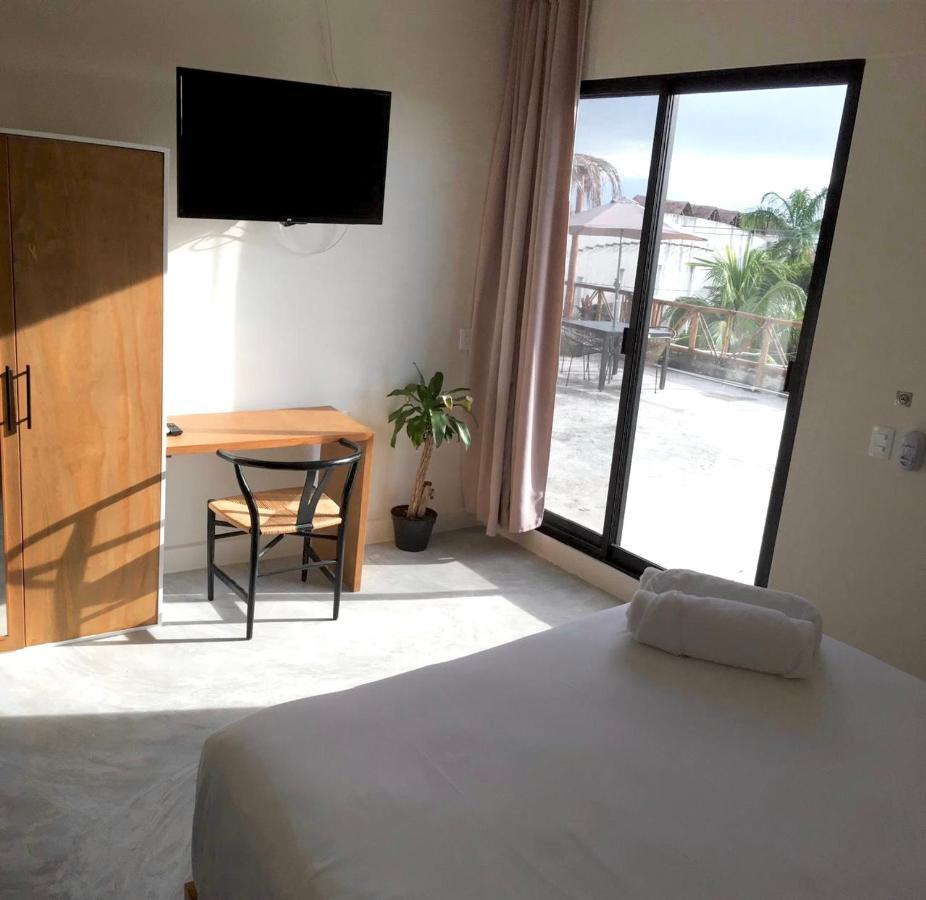 Black Flamingo Isla Holbox Exterior photo